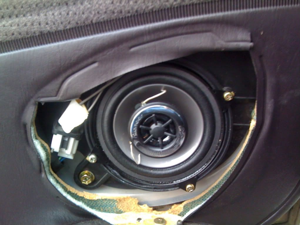 Install car speakers toyota corolla