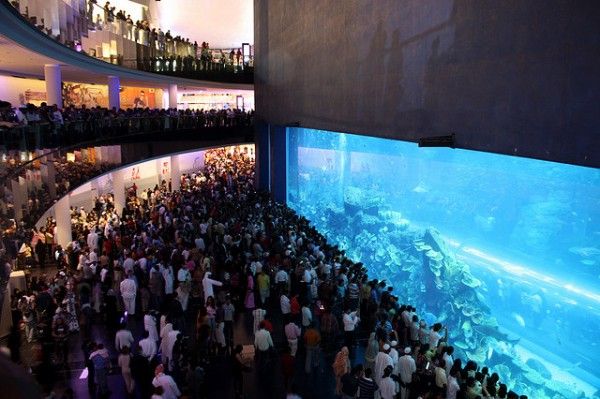 5 Dubai Mall (3.77 million sq ft)
