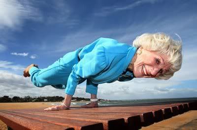 Worlds-oldest-yoga-instructor