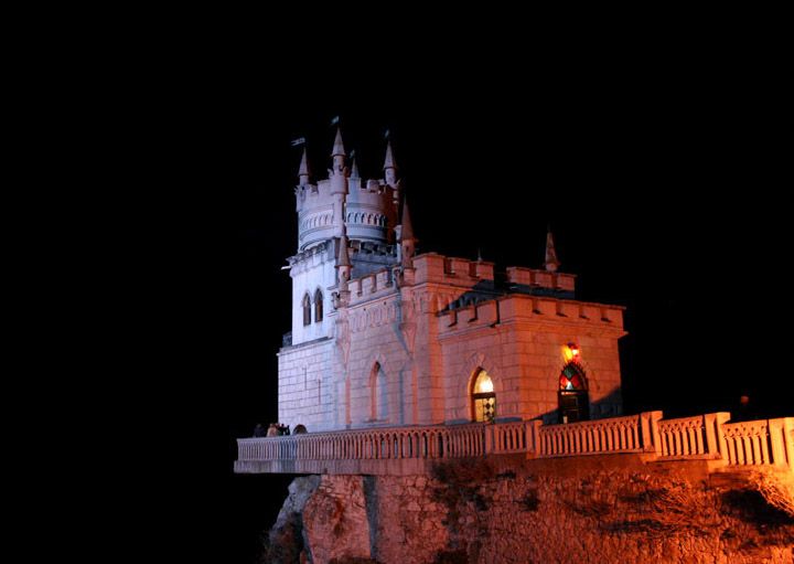 Swallow\'s Nest, the castle over the sea in Crimea  7