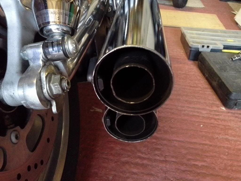 How to Loud Screaming Eagle exhaust baffle tweak. With pics. Harley