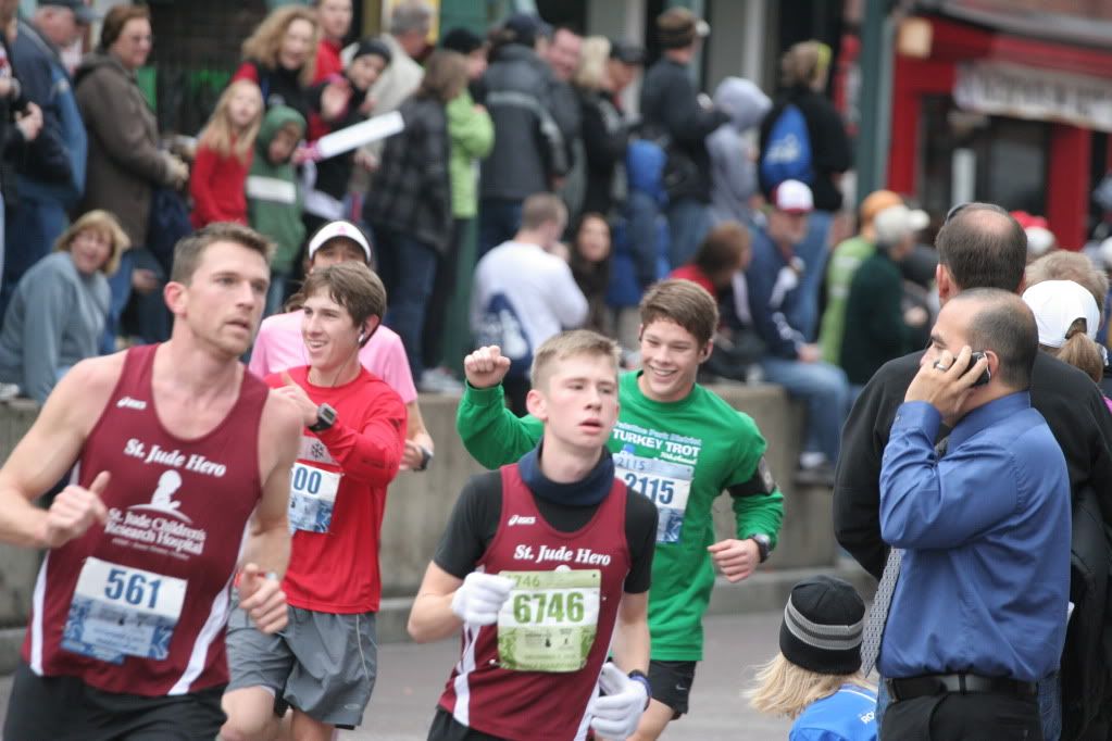 IMAGE: http://i241.photobucket.com/albums/ff225/330iForSale/IMG_2805.jpg