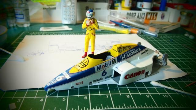 http://i241.photobucket.com/albums/ff226/KekeNicoRosberg/1-20%20Studio%2027%20-%201985%20Williams%20FW10/P1012796.jpg