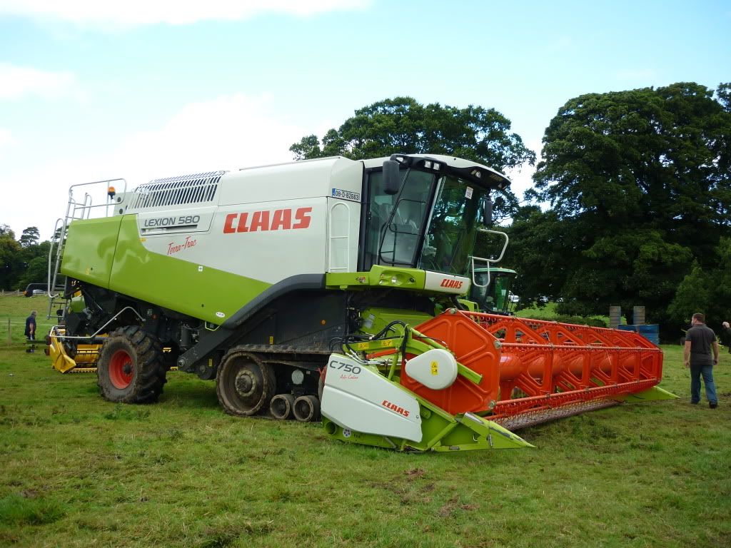 combines063.jpg