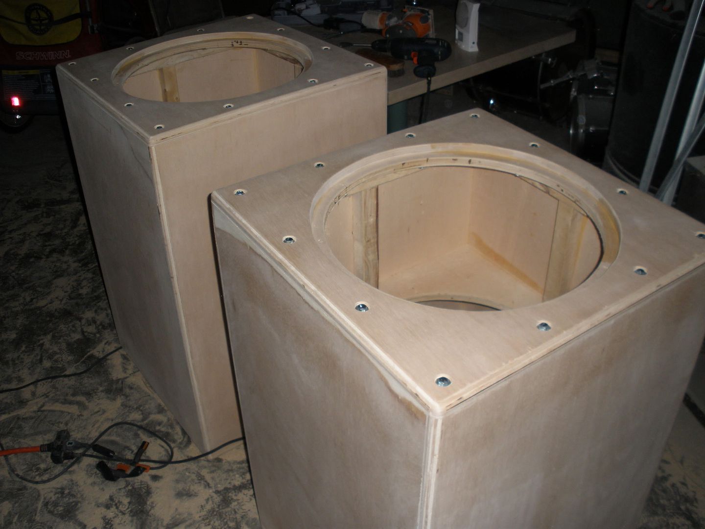 Removable baffle and back panel sealed boxes for tests Realm of Excursion