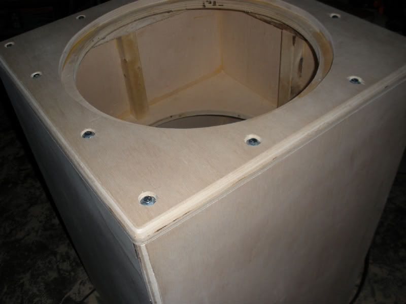 Removable baffle and back panel sealed boxes for tests Realm of Excursion
