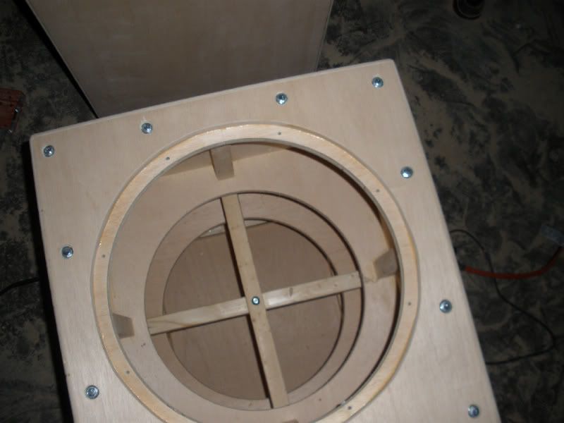 Removable baffle and back panel sealed boxes for tests Realm of Excursion