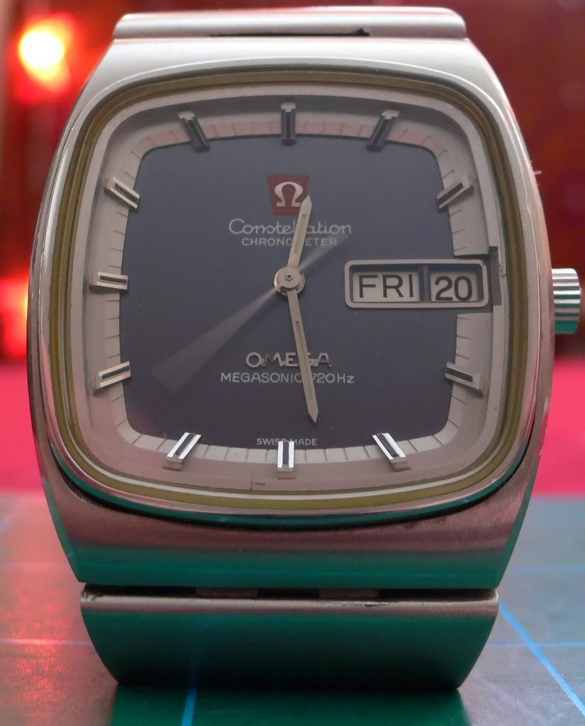 Any quartz movements that have a sweeping second hand?