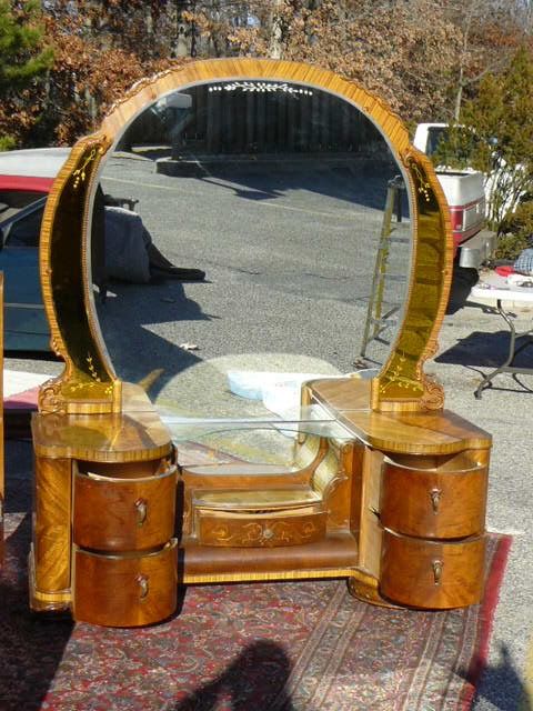 Antique Leo Jiranek Satinwood Oak Art Deco Waterfall Bedroom Set