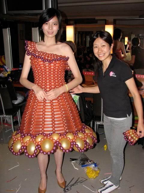 yYvcgWaRCixLxXPGUQ.jpg Balloon Dresses image by startbas