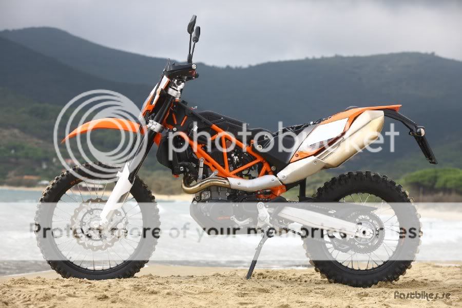 KTM690EnduroR2009Presentaciweb51.jpg