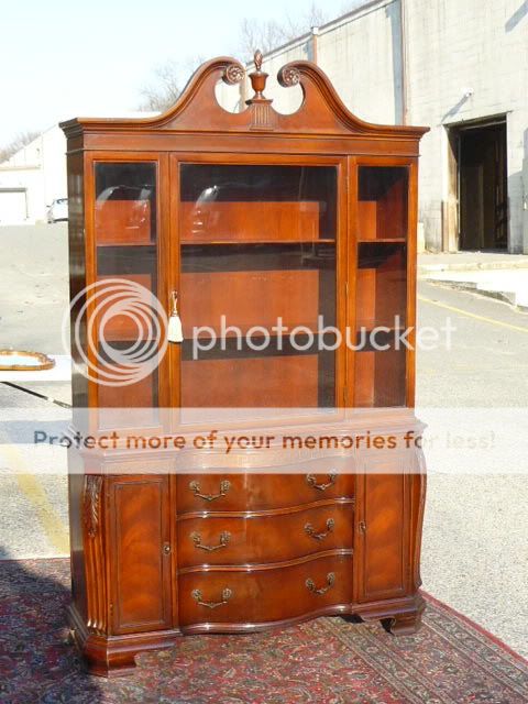 ANTIQUE MAHOGANY CHIPPENDALE CHINA CABINET BREAKFRONT BOOKCASE  